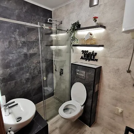 Centar Stan Na Dan Sa Besplatnim Parkingom * Novi Sad